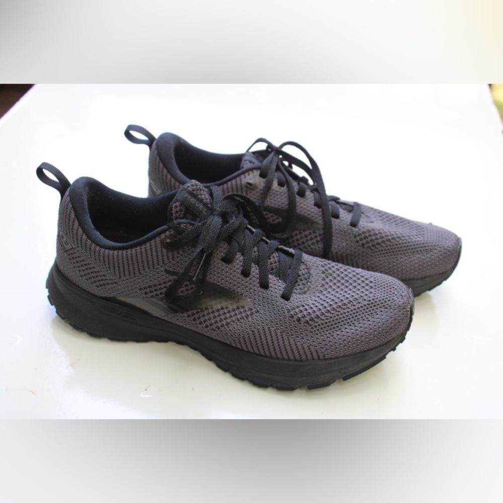 Brooks Revel Shoes View 3